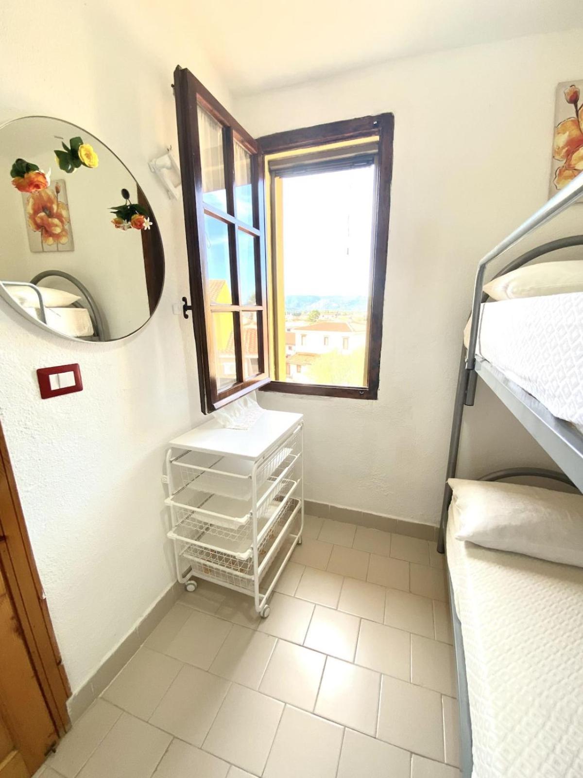 Trentino 5 Apartment San Teodoro  Bagian luar foto